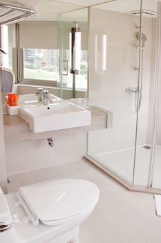 Holiday Inn Express Taoyuan, An Ihg Hotel