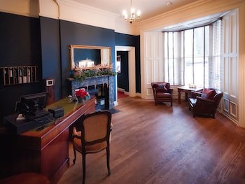 Eslington Villa