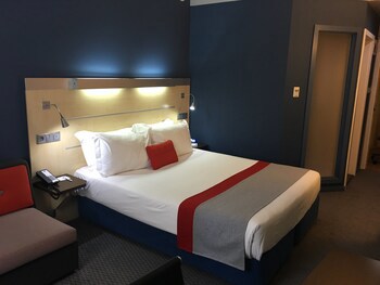 Holiday Inn Express Porto - Exponor, An Ihg Hotel