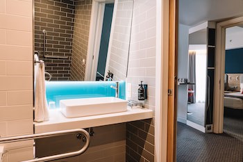 Holiday Inn Express Porto - Exponor, An Ihg Hotel
