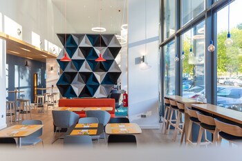 Holiday Inn Express Porto - Exponor, An Ihg Hotel