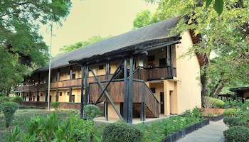 Cresta Riley's