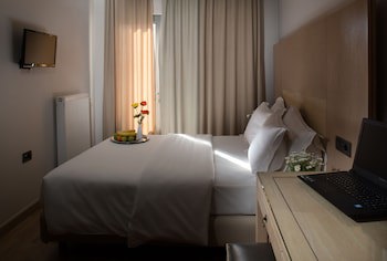 Areos Hotel