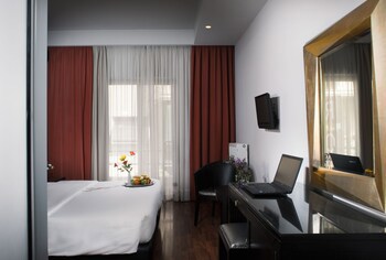 Areos Hotel