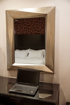Areos Hotel