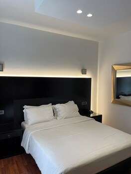 Areos Hotel