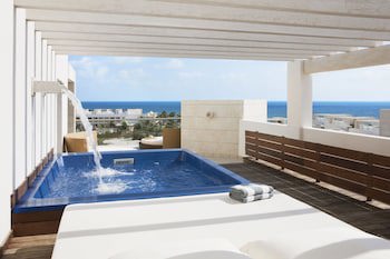 Beloved Playa Mujeres By Excellence All Inclusive Adultsonly