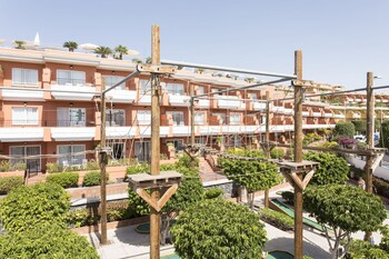 Landmar Costa Los Gigantes Family Resort