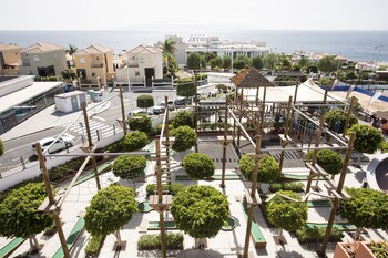Landmar Costa Los Gigantes Family Resort