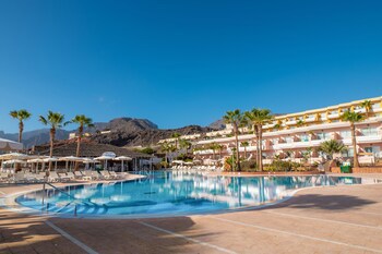 Landmar Costa Los Gigantes Family Resort