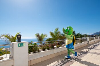 Landmar Costa Los Gigantes Family Resort