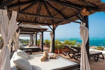 Landmar Costa Los Gigantes Family Resort