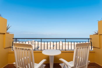Landmar Costa Los Gigantes Family Resort