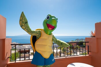 Landmar Costa Los Gigantes Family Resort