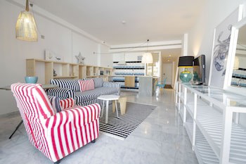 Marina Suites