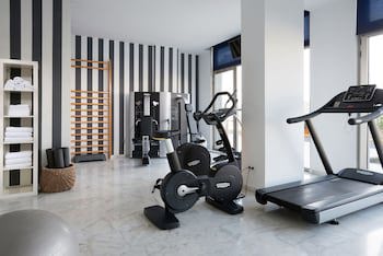 Marina Suites