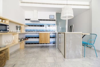 Marina Suites