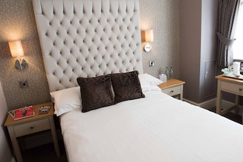 The County Hotel