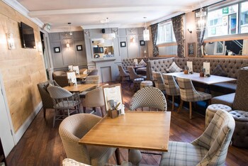The County Hotel