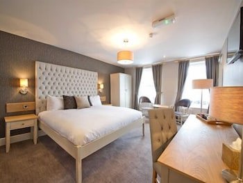 The County Hotel