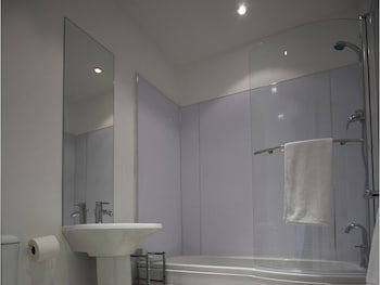 Aberdeen Serviced Apartments - The Lodge