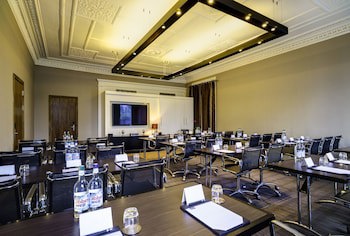 Apex Waterloo Place Hotel