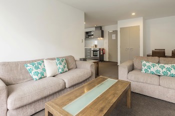 Barclay Suites