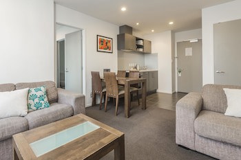Barclay Suites