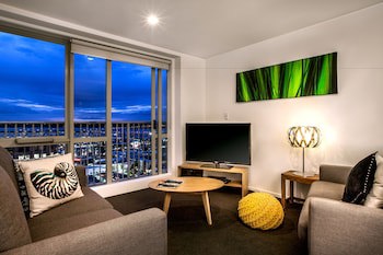 Barclay Suites