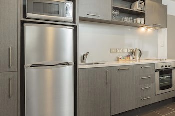 Barclay Suites