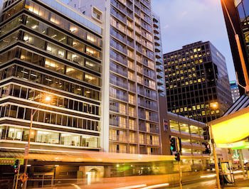 Barclay Suites