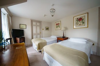 Bankes Arms Hotel