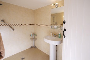 Cottage Lodge Hotel