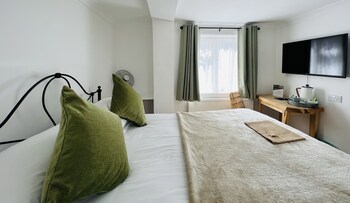 Cottage Lodge Hotel