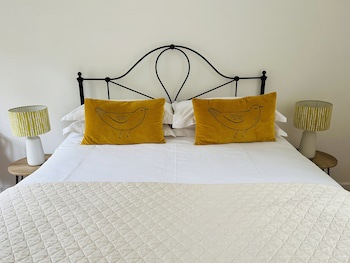 Cottage Lodge Hotel