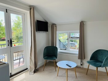 Cottage Lodge Hotel