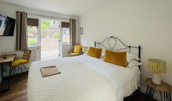 Cottage Lodge Hotel