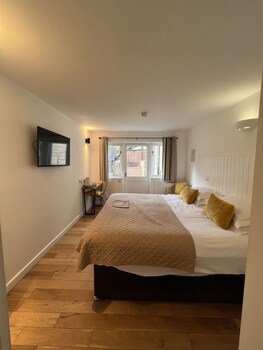 Cottage Lodge Hotel