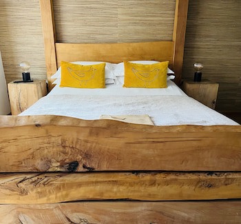 Cottage Lodge Hotel