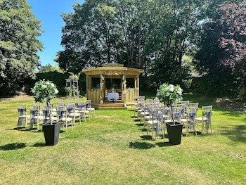 Findon Manor Hotel