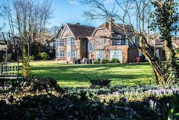 Findon Manor Hotel