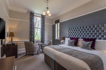 Cuillin Hills Hotel
