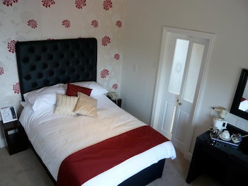 Queenswood Hotel
