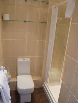 Queenswood Hotel