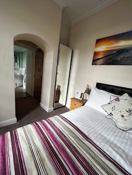 Queenswood Hotel
