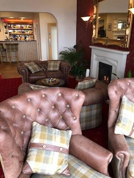 Queenswood Hotel