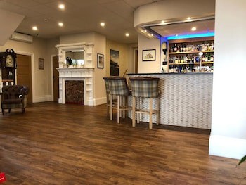 Queenswood Hotel
