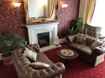 Queenswood Hotel