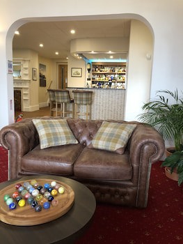 Queenswood Hotel