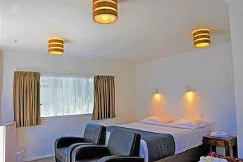 Comfort Inn Westshore Beach